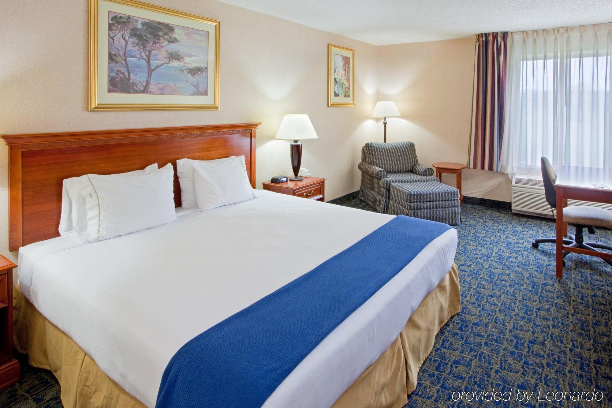 Quality Inn Spring Mills - Martinsburg North Екстериор снимка